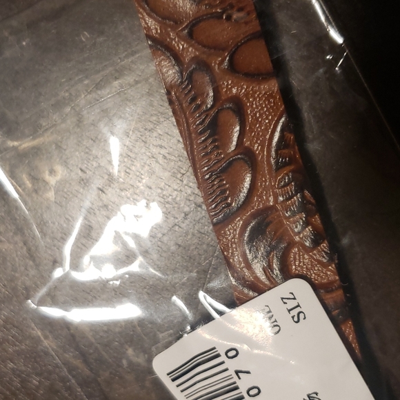 1 left Vintage look vegan leather boho Keychain - Picture 5 of 7